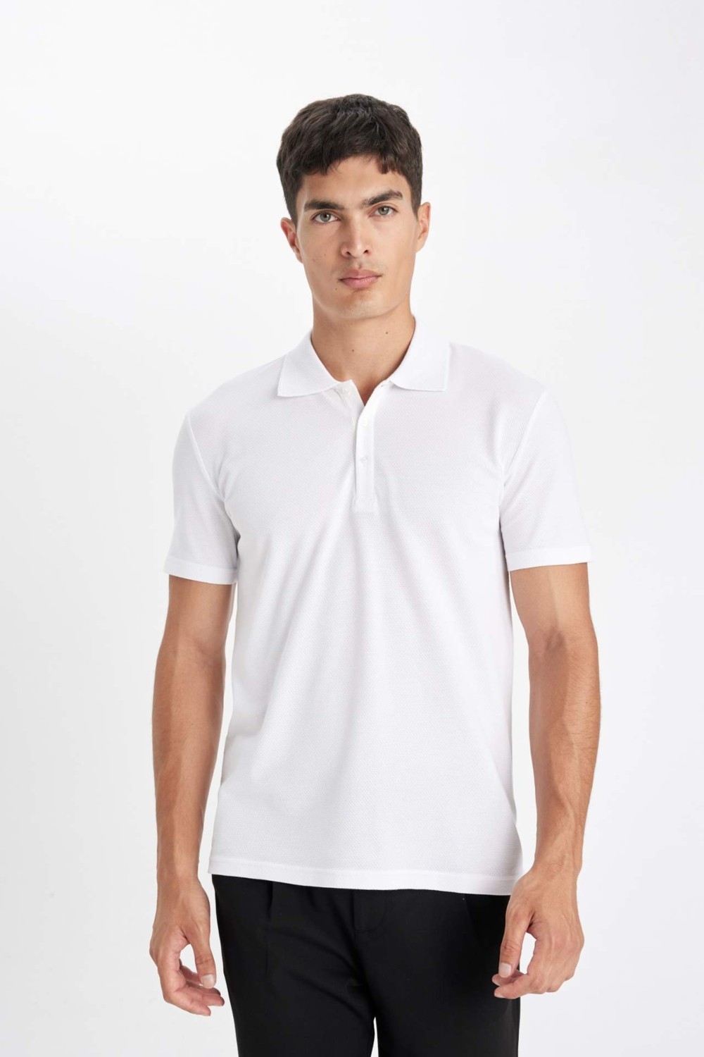 DeFacto Slim Fit Polo Yaka Kısa Kollu Pamuklu Modal Karışımlı Basic Tişört M6609AZ24SP görsel 4