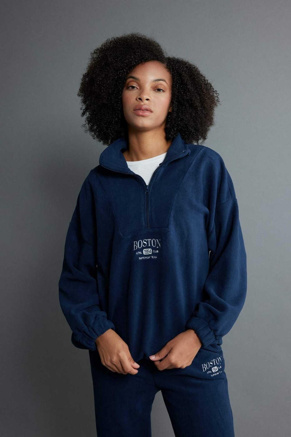 DeFacto Oversize Fit Yarım Fermuarlı Polar Sweatshirt Y2649AZ23WN görsel 3