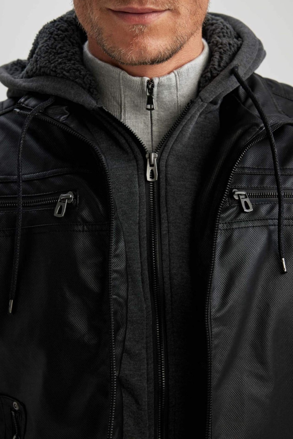 DeFacto Slim Fit Kapüşonlu Pelüş Astar Ceket Suni Deri Mont N9693AZ23WN görsel 5