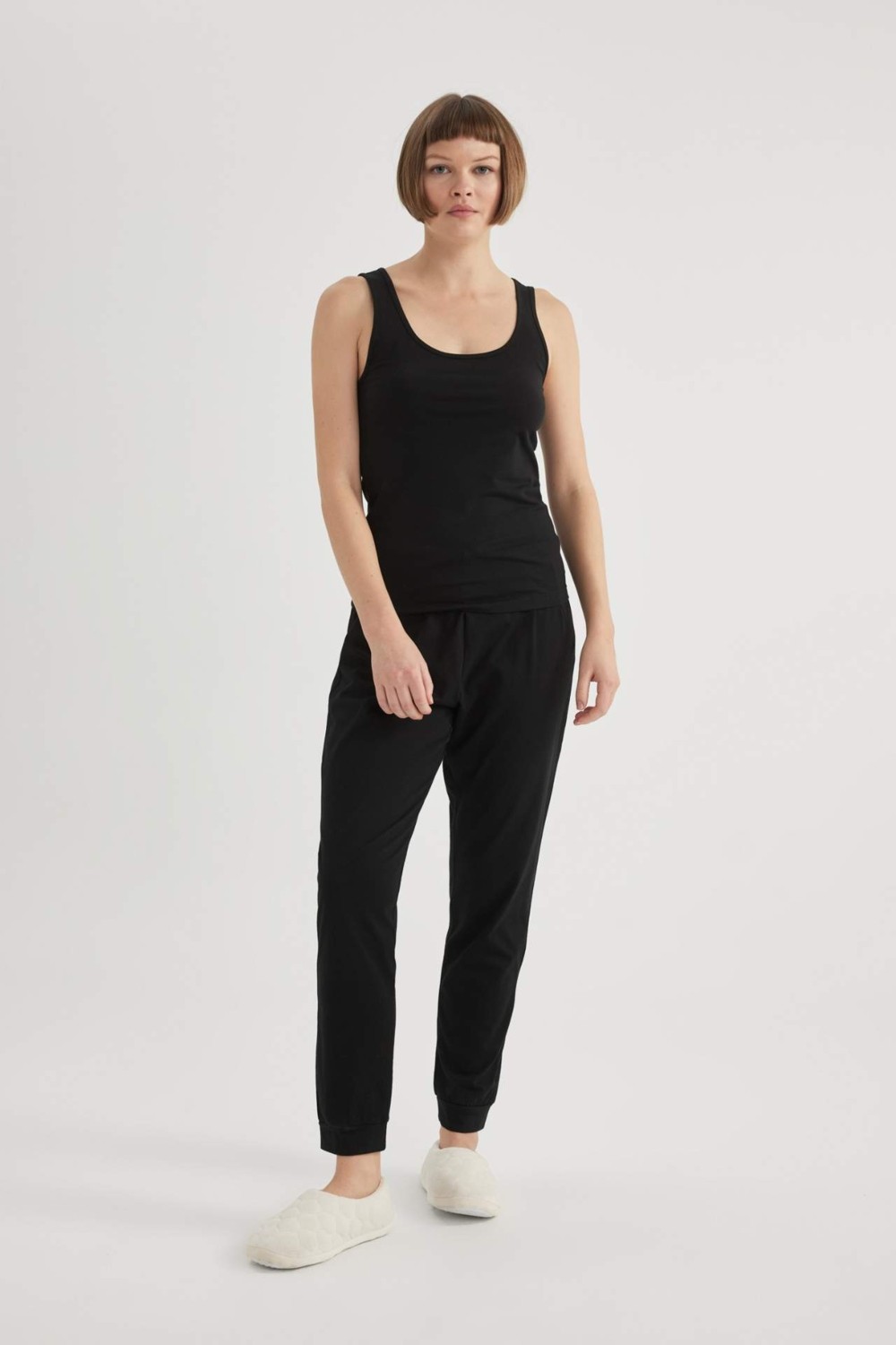 DeFacto Kadın Regular Fit Pamuklu Basic Düz Siyah İç Atlet Nefes Alabilir Esnek Kumaş R9041AZ24SP görsel 7