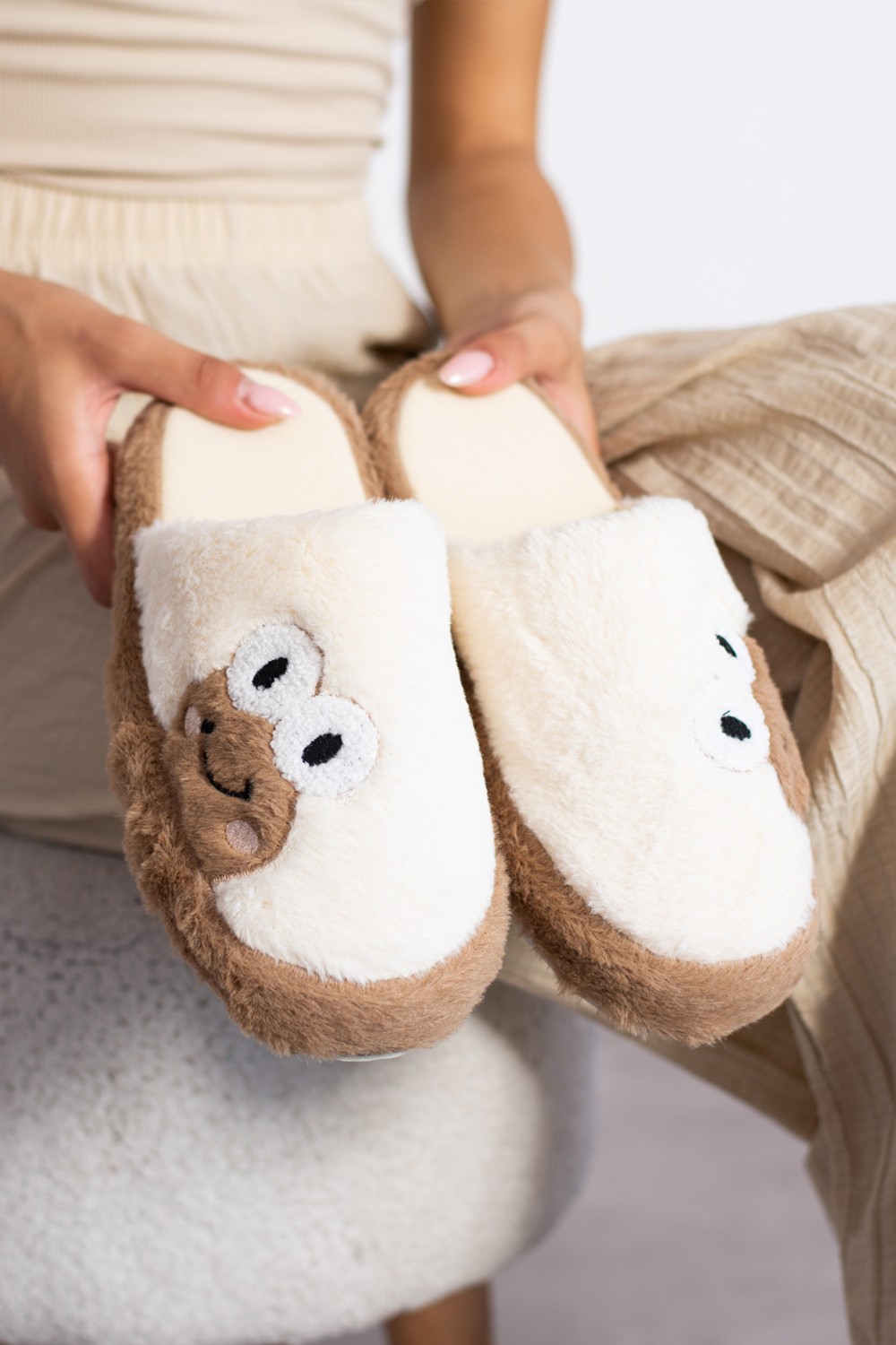 STOCON Yeni Sezon Kadın Kurbağ Figürlü Sessiz Taban Peluş Ev Terliği görsel 4