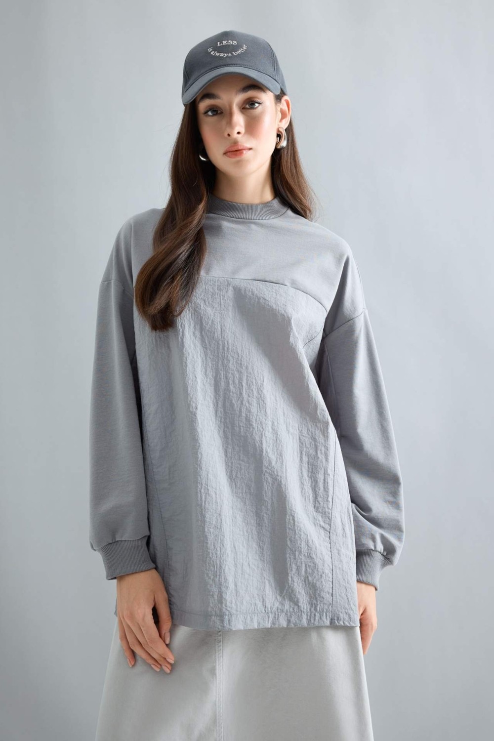 DeFacto Regular Fit Bisiklet Yaka Uzun Kollu Tunik A9671AX23AU