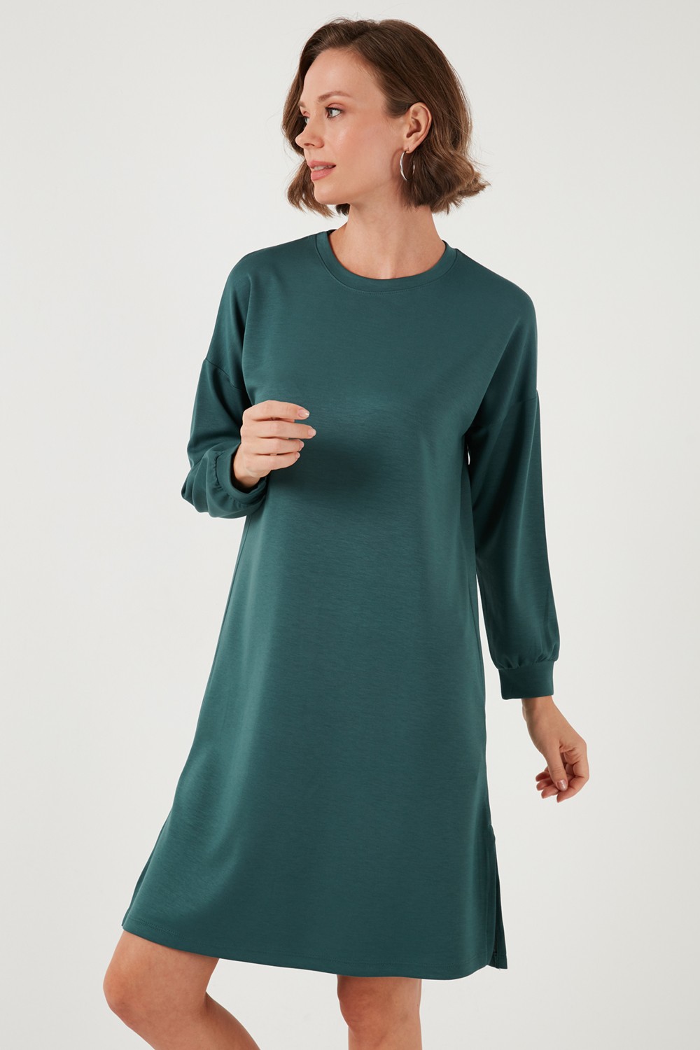 Lela Modest Oysho Kumaş Relaxed Fit Yırtmaçlı Tunik Bayan Tunik 5865878 görsel 3
