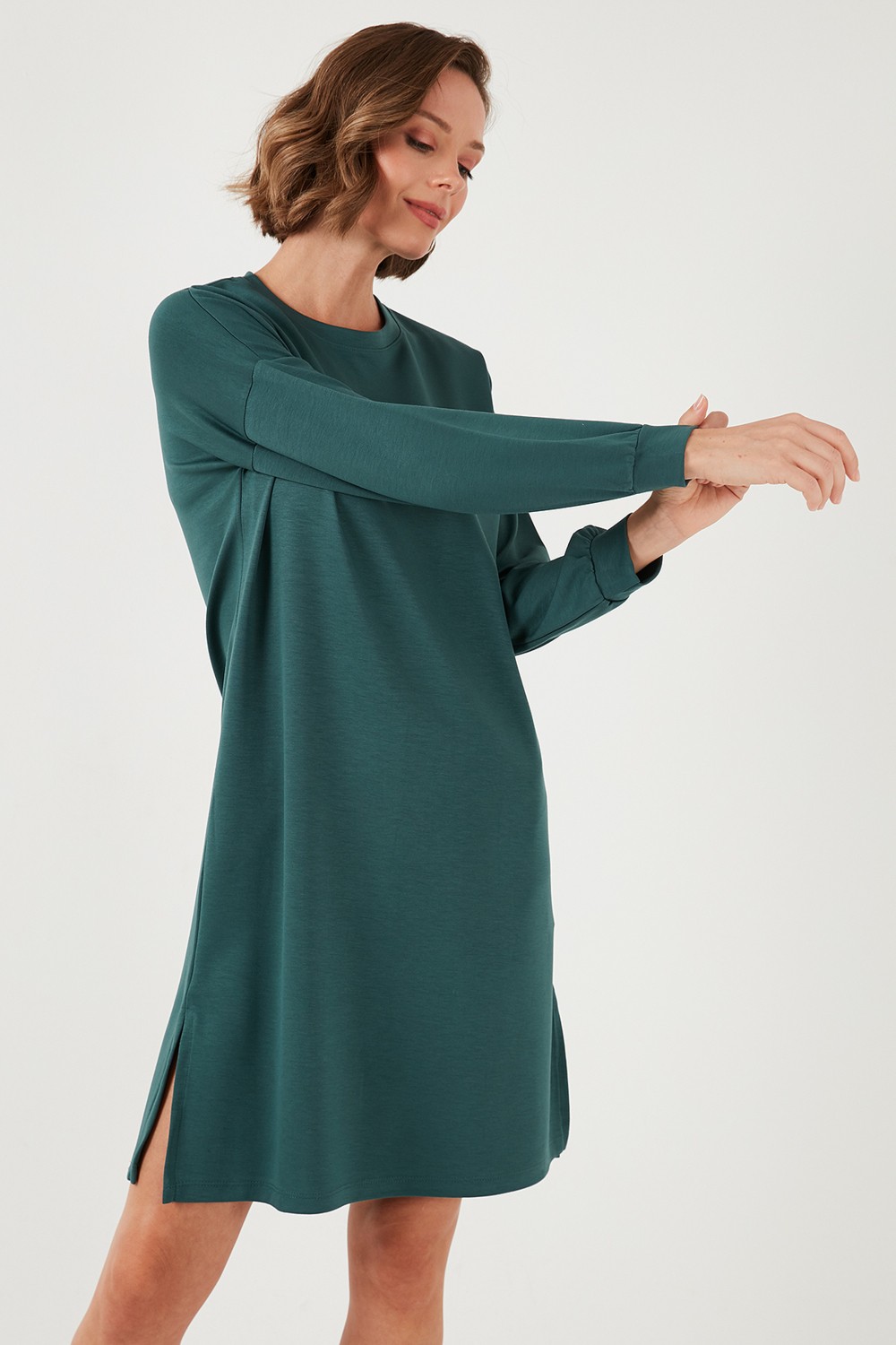 Lela Modest Oysho Kumaş Relaxed Fit Yırtmaçlı Tunik Bayan Tunik 5865878 görsel 5