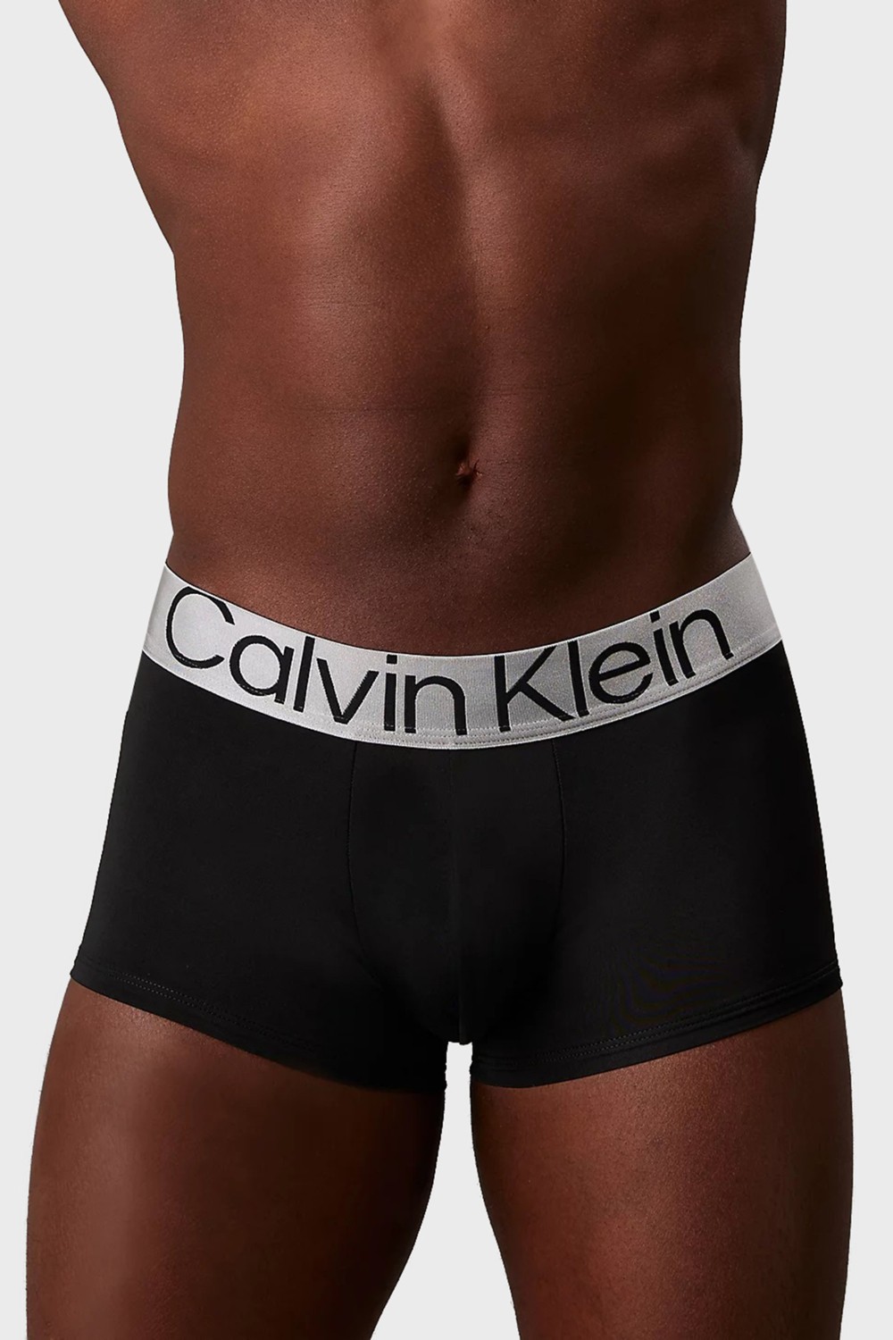 Calvin Klein Erkek Düşük Bel Siyah Boxer 3'lü Paket Metalik Logolu Tasarım görsel 5