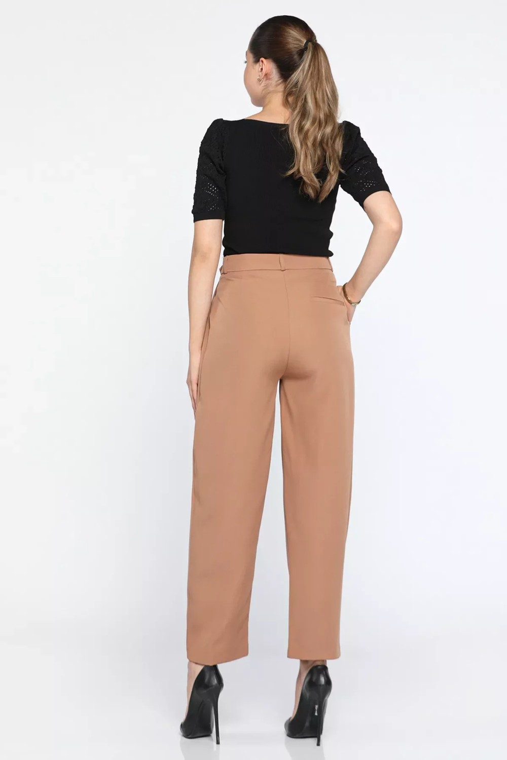 Julude Camel Yüksek Bel Pileli Kadın Bol Kesim Kumaş Pantolon P-00009956 görsel 4