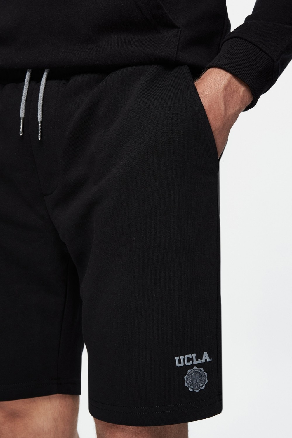 Ucla Randy Siyah Baskılı Baskılı Standard Fit Erkek Örme Şort görsel 3