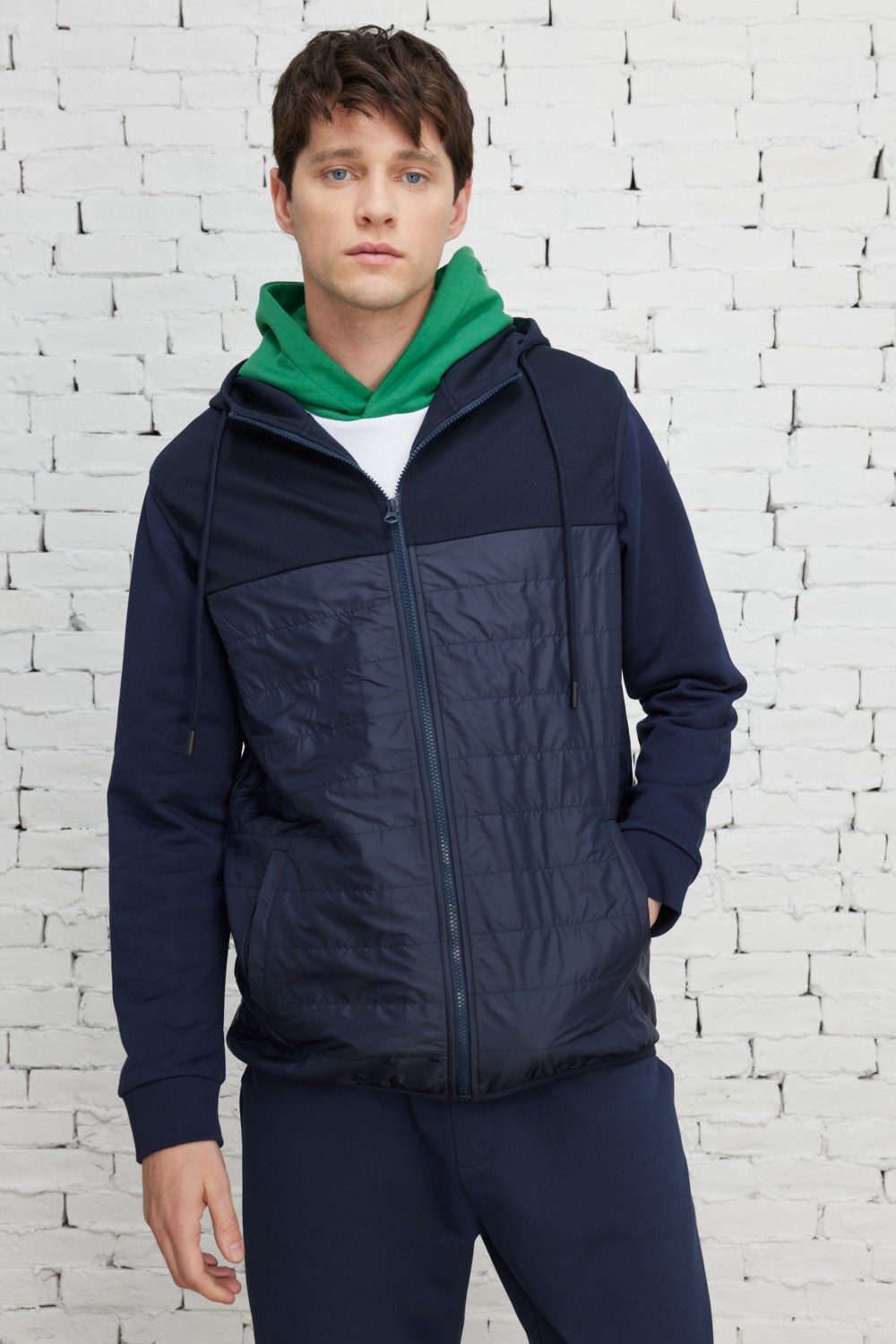 Altınyıldız Classics Erkek Lacivert Standart Fit Normal Kesim Kapüşonlu Pamuklu Sweatshirt Yelek