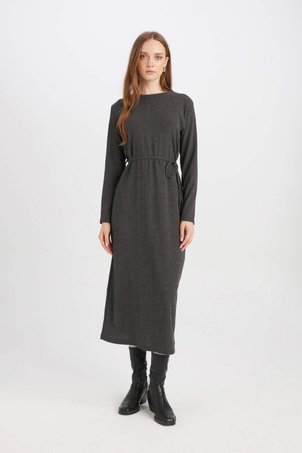 DeFacto Regular Fit Bürümcük Uzun Kollu Midi Elbise D5024AX24AU