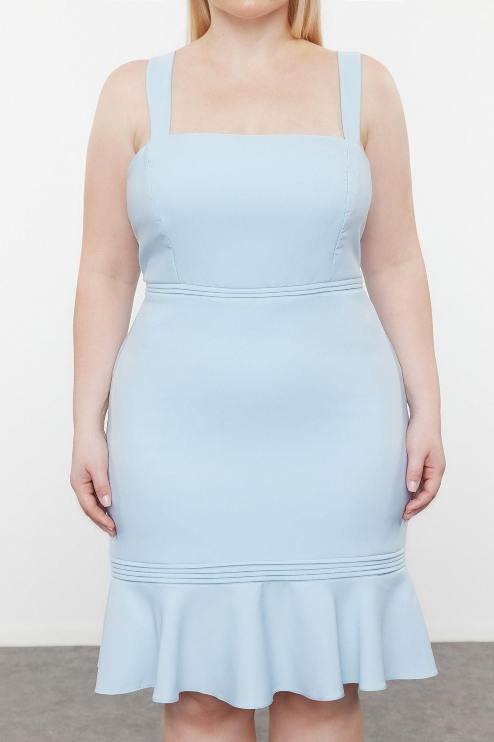 Ersefa Moda Fit Casual Günlük Finike Dokuma Kare Yaka Truvakar Kol Kol Bodycone Mini Boy Büyük Beden Elbise görsel 4