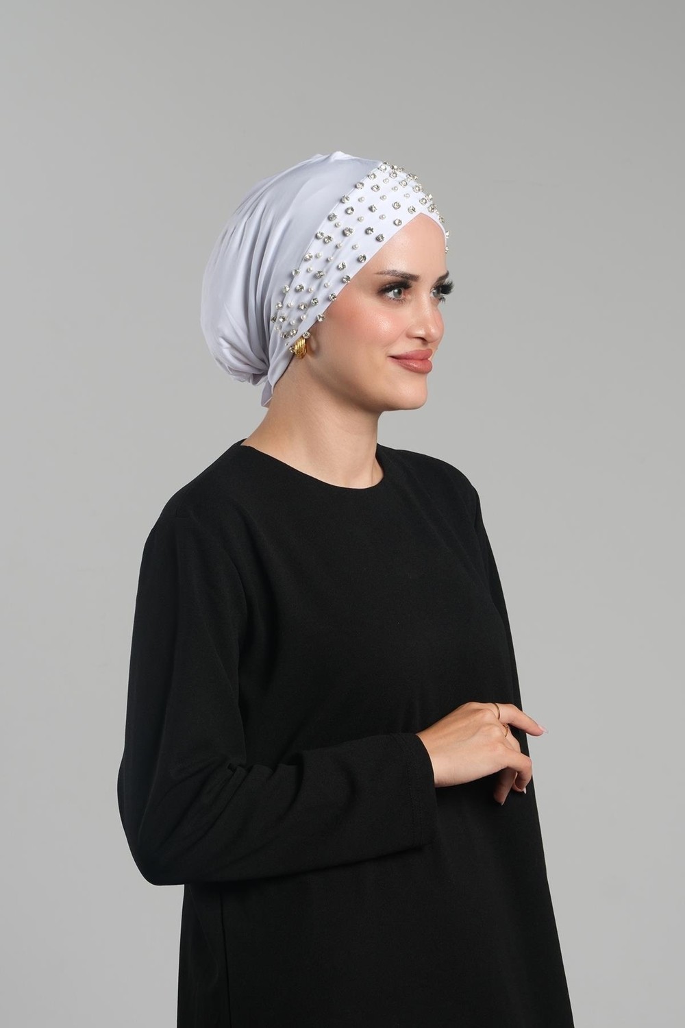 Hürrem Bone Beyaz Pratik Hazır Geçmeli Tesettür Bone Sandy Kumaş Taşlı 1456_42 görsel 6