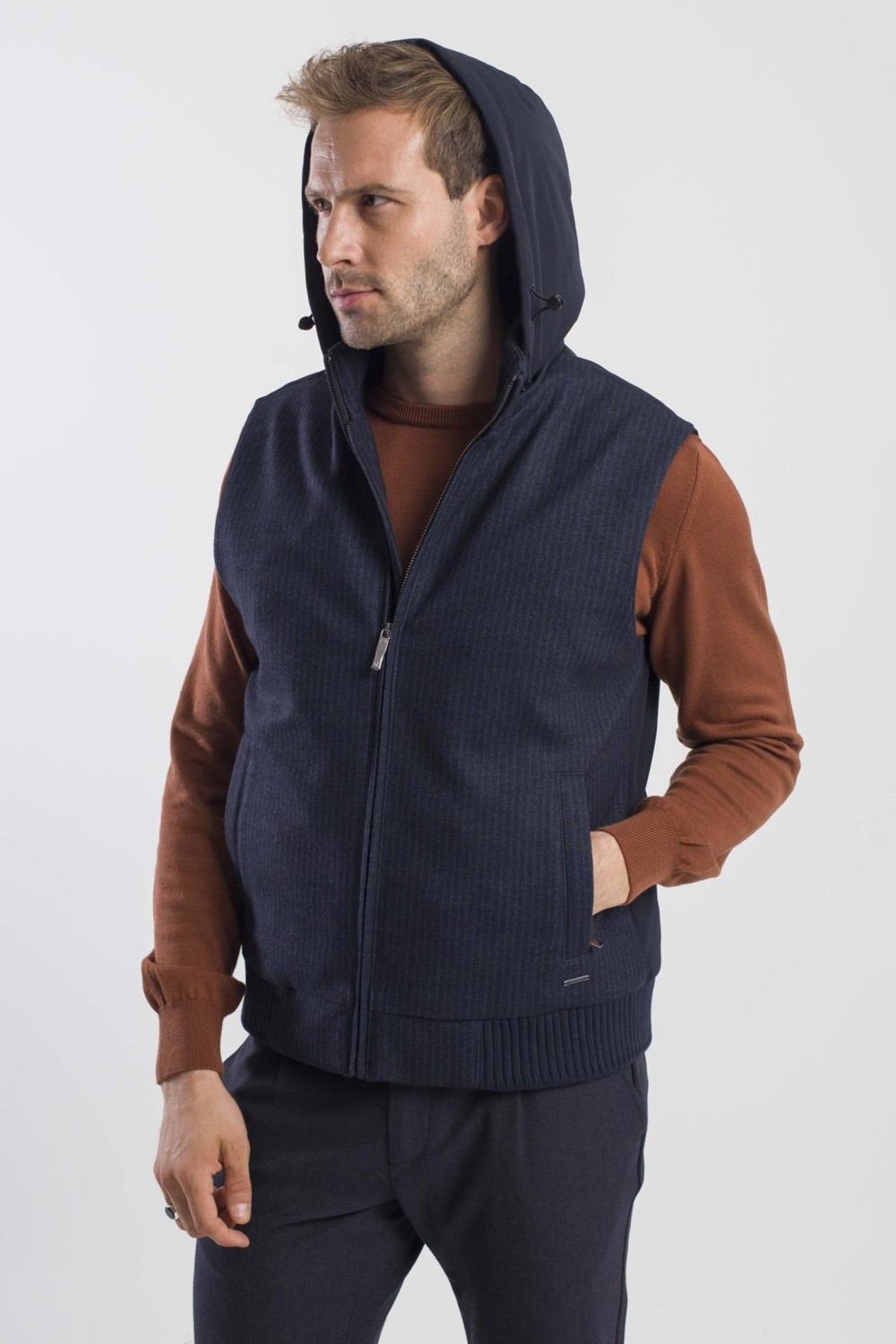 Jakamen Kahve Comfort Fit Desenli Çıkarılabilir Kapüşonlu Yelek görsel 2