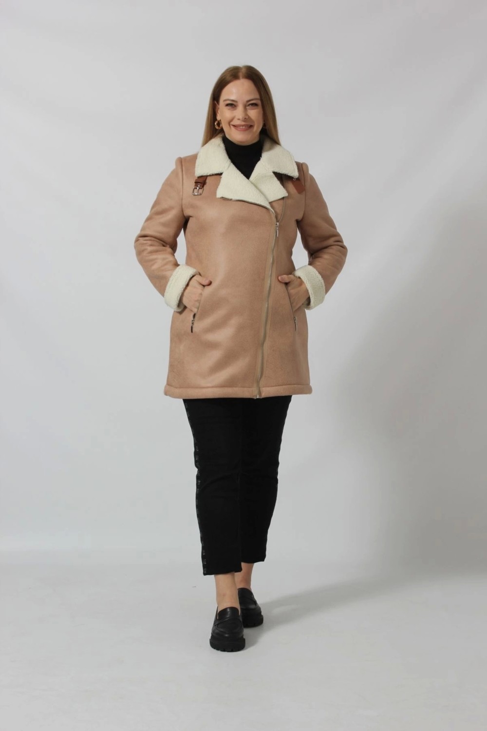 Moda Berray 3262 Uzun Içi Kürklü Boğazı Kemer Detaylı Kaban Vizon