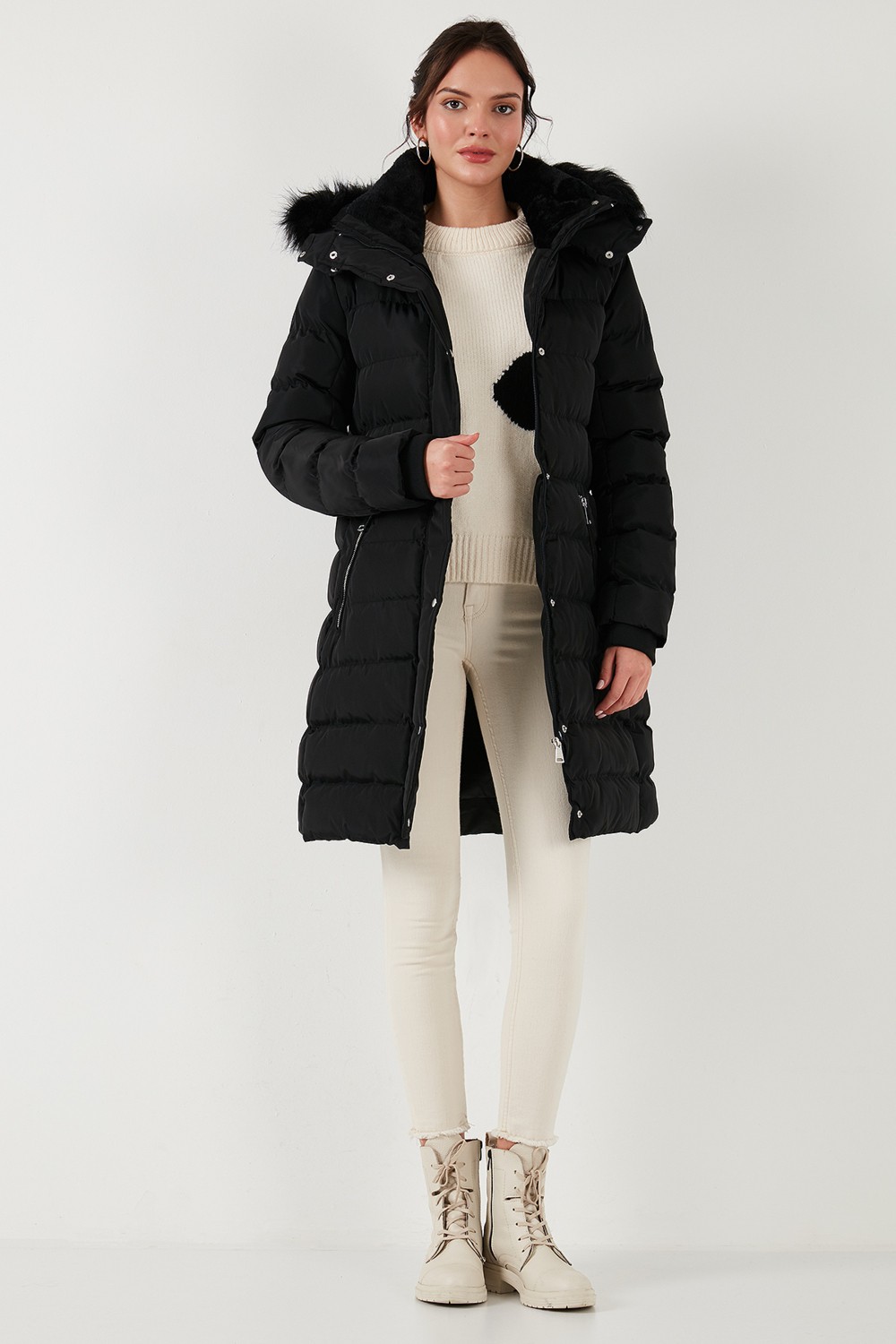 Lela Regular Fit Çıkarılabilir Kapüşonlu Fermuarlı Cepli Şişme Mont Kadın Mont 497EMİLY