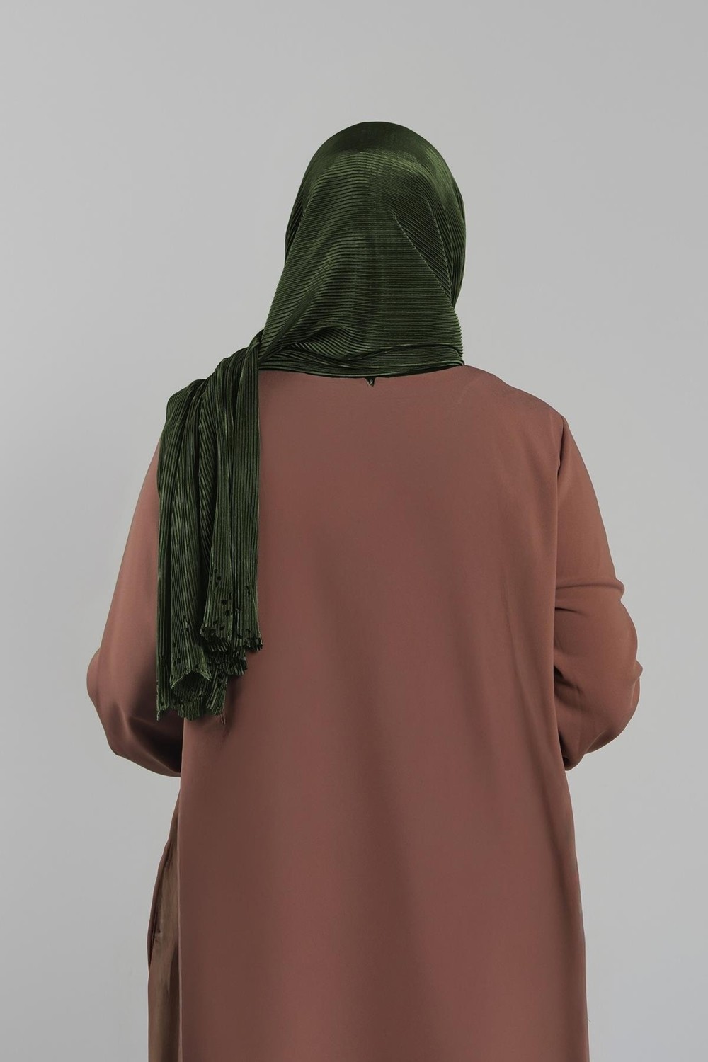 Hürrem Bone Violet Pratik Hazır Geçmeli Tesettür Eşarp Fukuro Piliseli Çiçek Desenli Lazer Kesim 1827_21 görsel 6