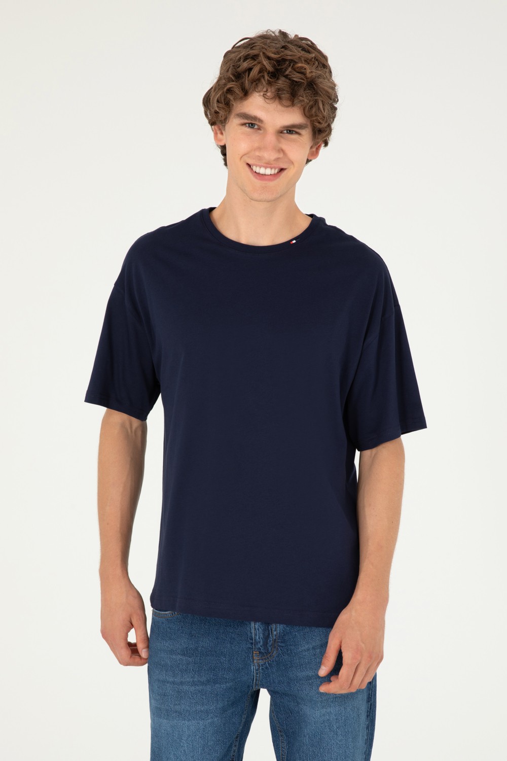 U.S. Polo Assn. Erkek Oversize Fit Bisiklet Yaka Beyaz Tişört 50294288-VR013