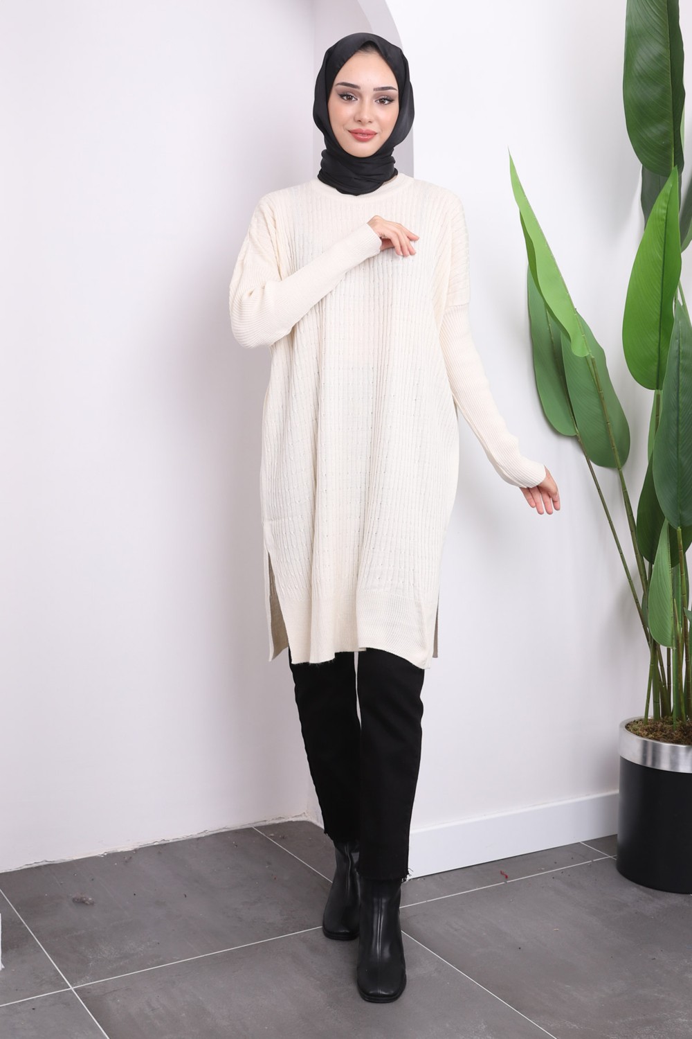 İmaj Butik Krem Bisiklet Yaka Merserize Salaş Triko Tunik görsel 4