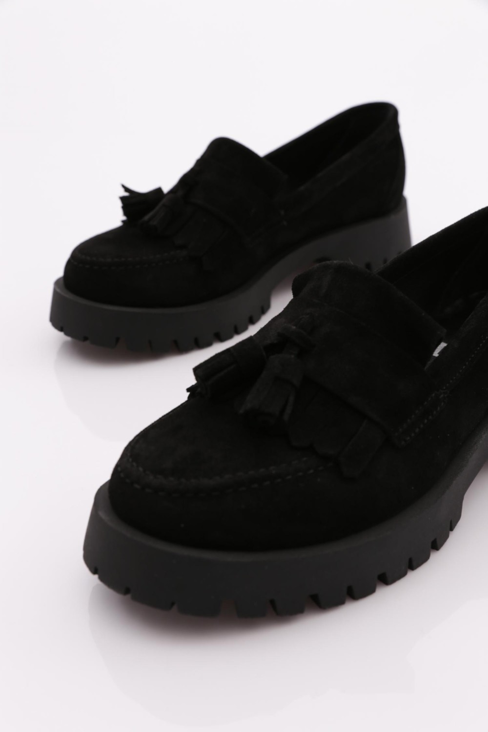 DGN 2840 Kadin Kalin Taban Püsküllü Loafer Ayakkabi görsel 4