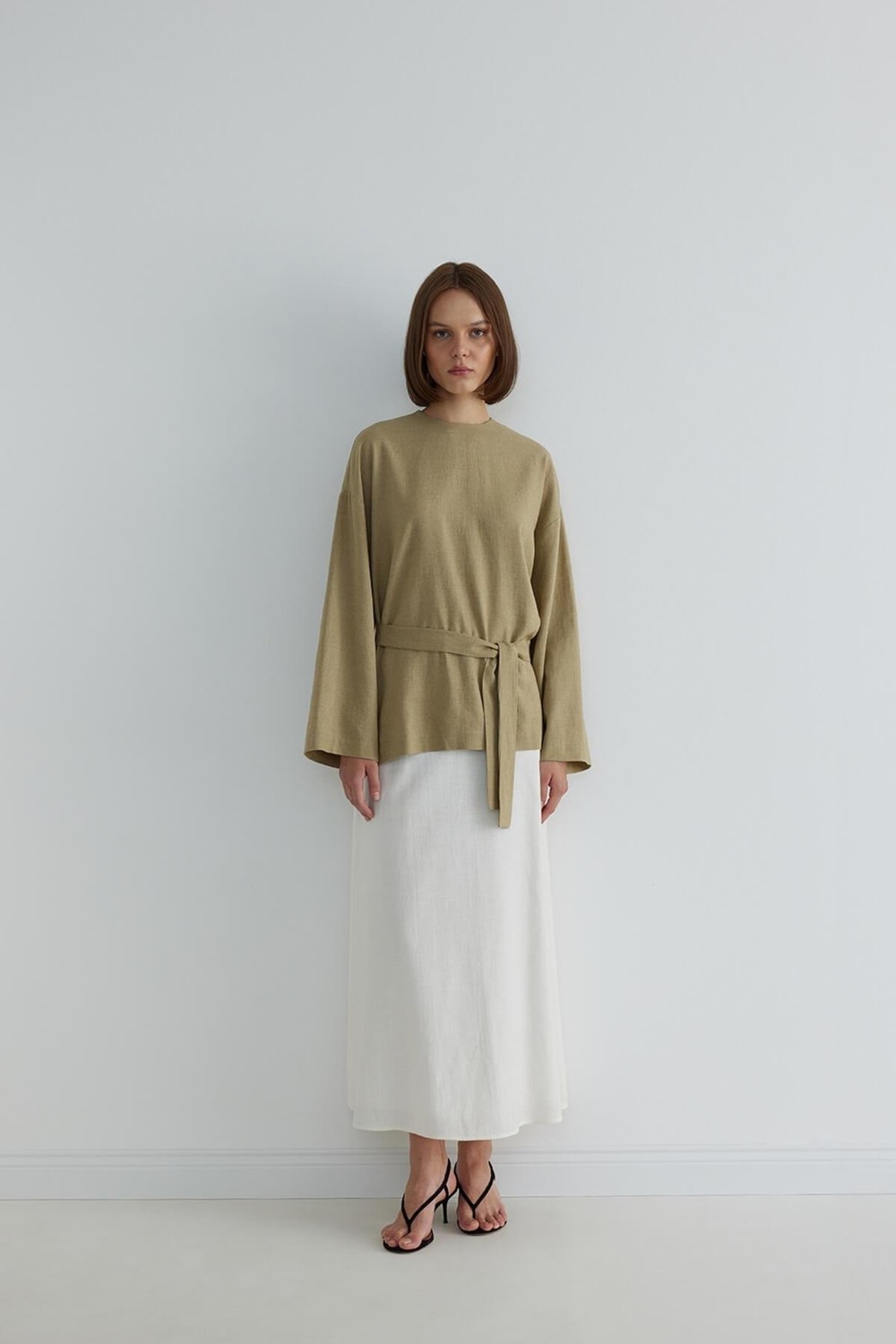 Suud Collection Beyaz Serena Kloş Etek görsel 5