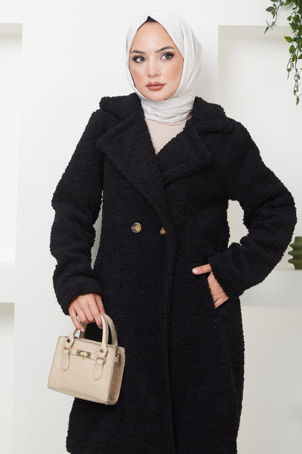 Hafsa Mina Fleto Siyah Cepli Peluş Mont Kadın Uzun Kol Astar ile Şık ve Sıcak Dokuma görsel 2