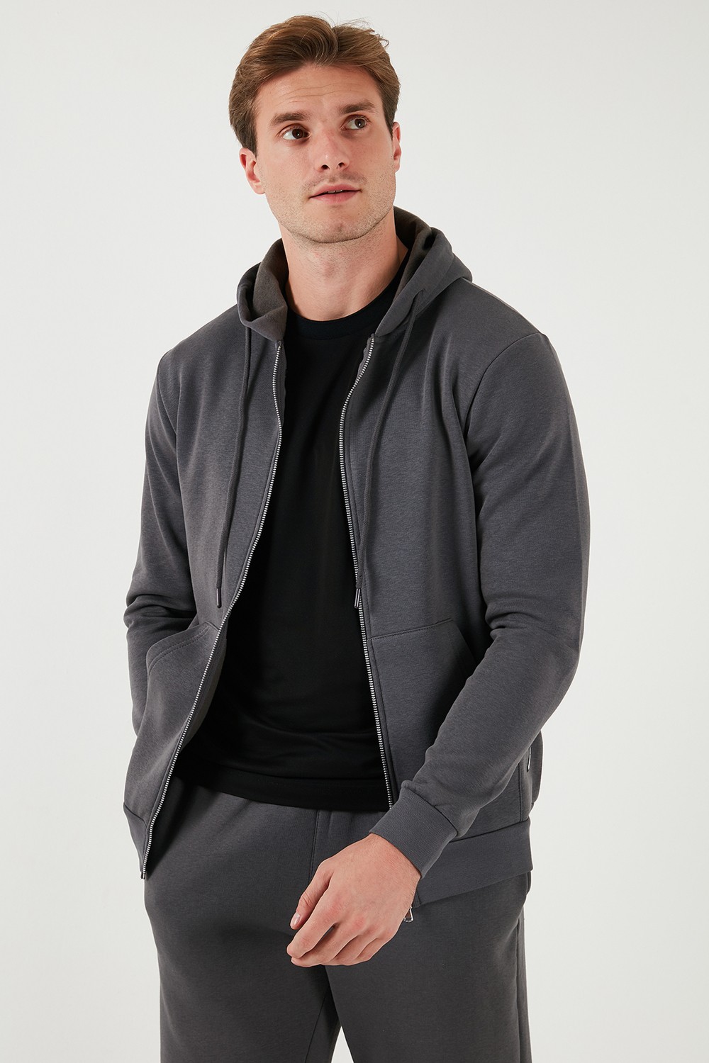 Buratti Regular Fit Kapüşonlu Fermuarlı İçi Tüylü Yumuşak Şardonlu Kışlık Sweat Erkek SWEAT 5905340 görsel 2
