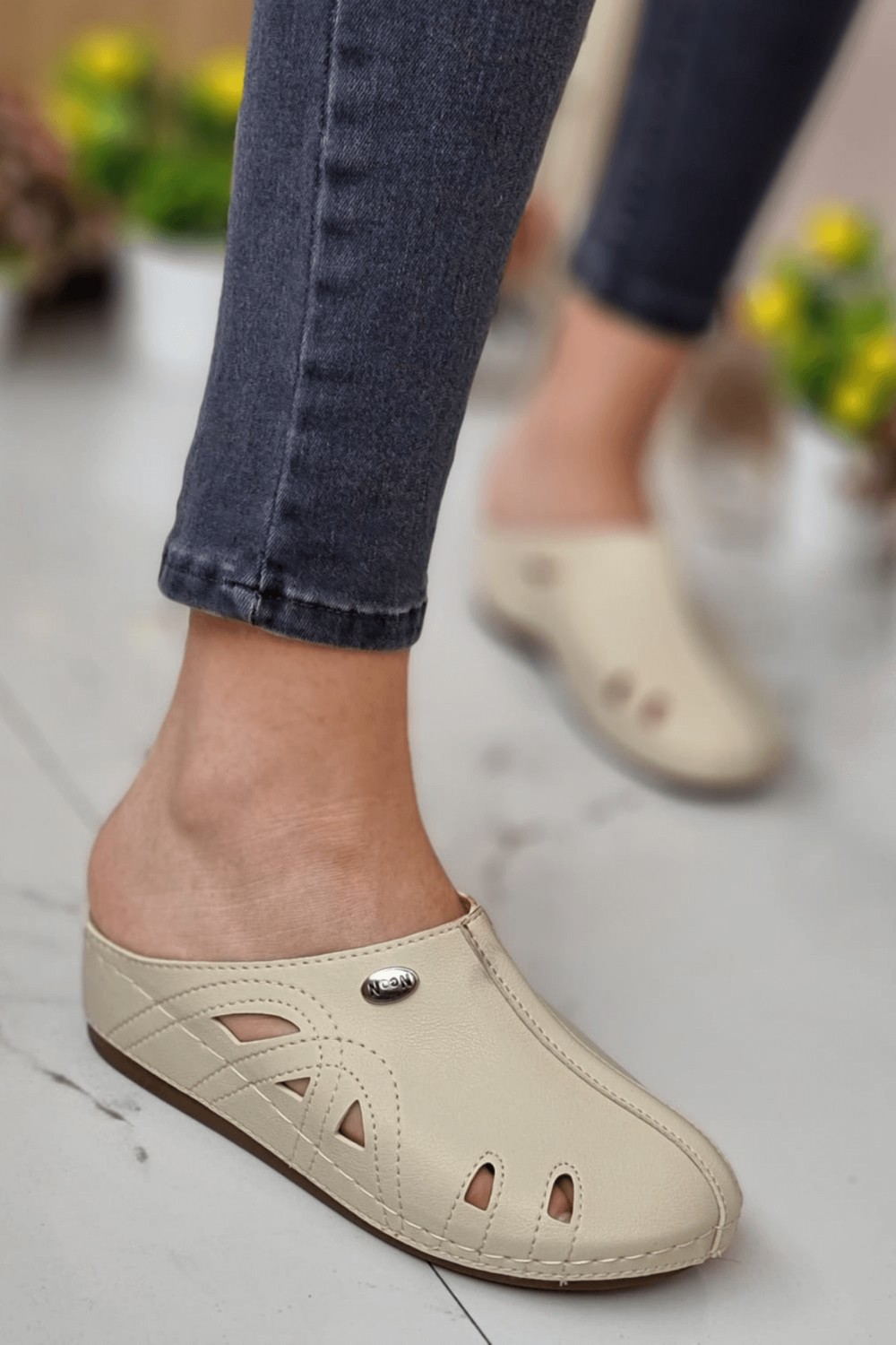 Neon Shoes Lisa Kadın Sabo Medikal Doktor Hemşire Hastane Tam Ortopedik Önü Kapalı Ev Dışarı Terlik görsel 6