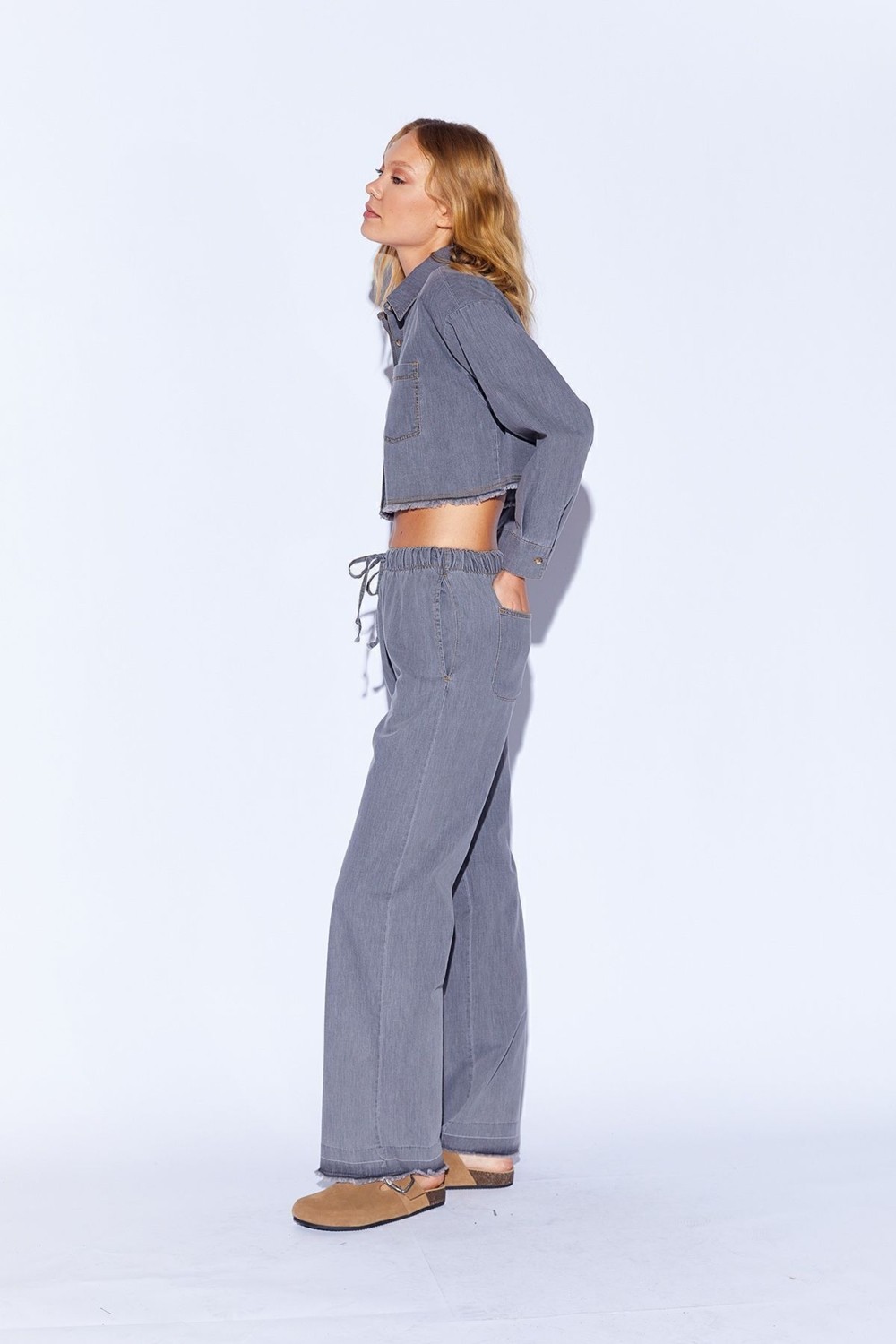Edition Gri Soft Dokulu Denim Yıpratma Detaylı Kadın Pantolon | EK10009709-9709 görsel 3