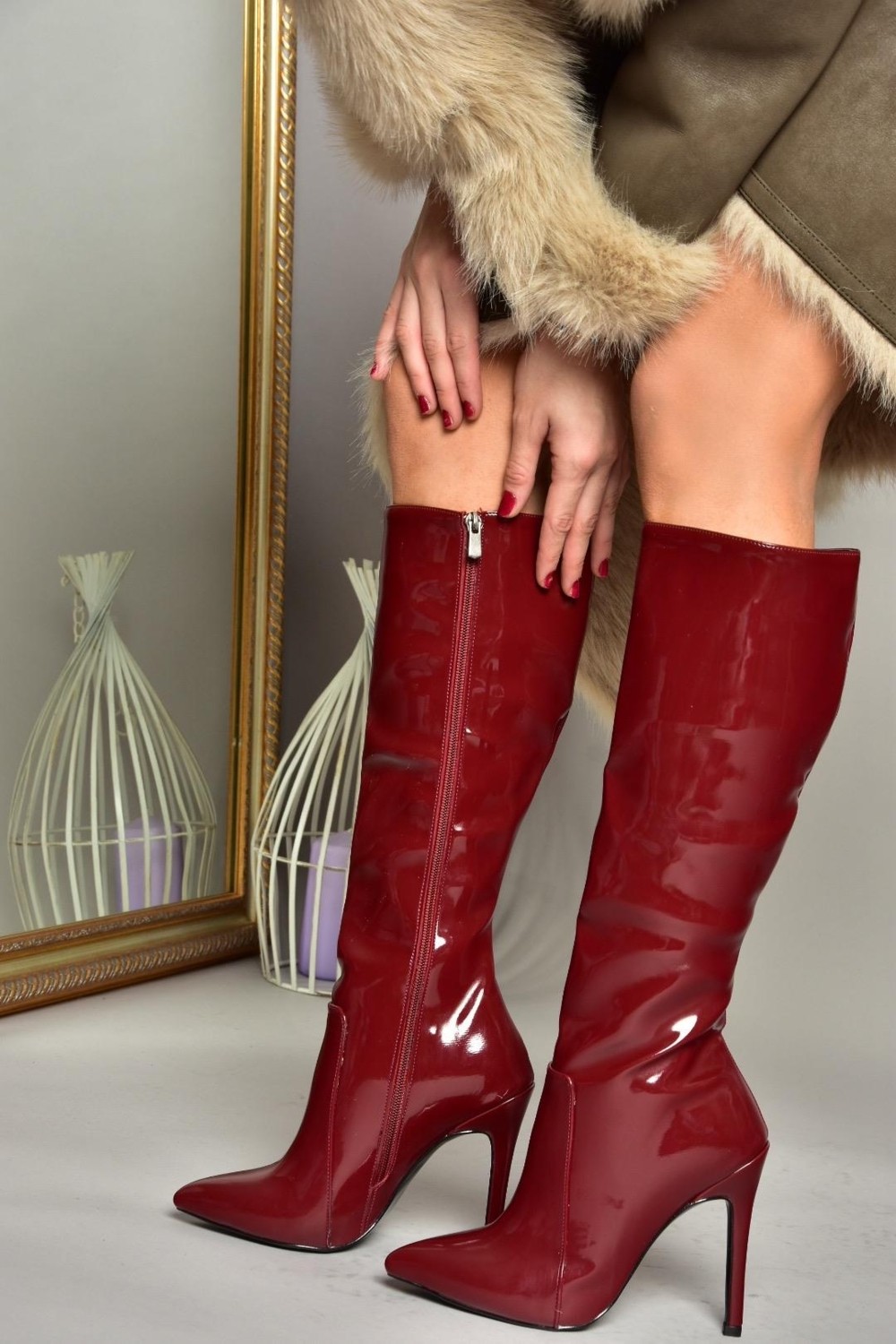 Fox Shoes Siyah Rugan İnce Topuklu Sivri Burun Kadın Çizme - Şık Tasarım ve Rahat Kullanım görsel 2