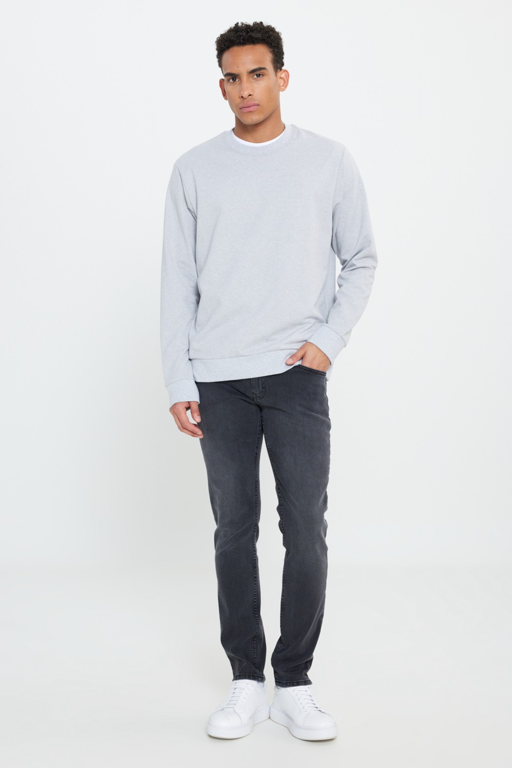 Altınyıldız Classics 2'li Paket Pamuklu Standart Fit Normal Kesim Bisiklet Yaka Sweatshirt görsel 5