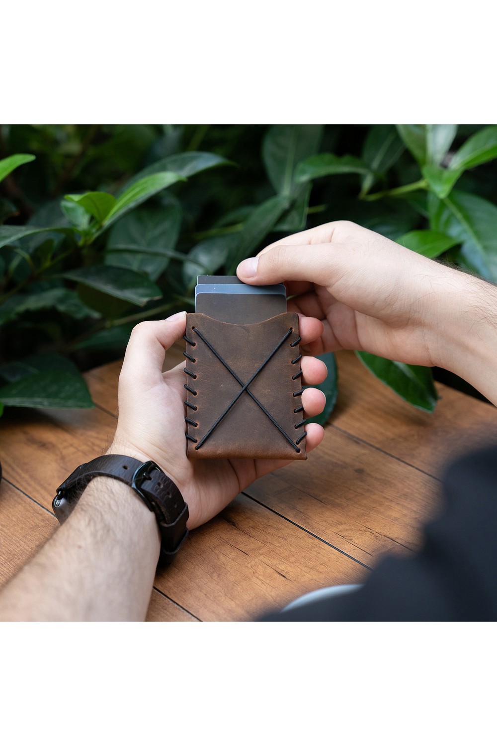 Minimal X Design Minimal x V1 Deri Kartlık - Gerçek Deri El Yapımı Minimalist Tasarım görsel 8