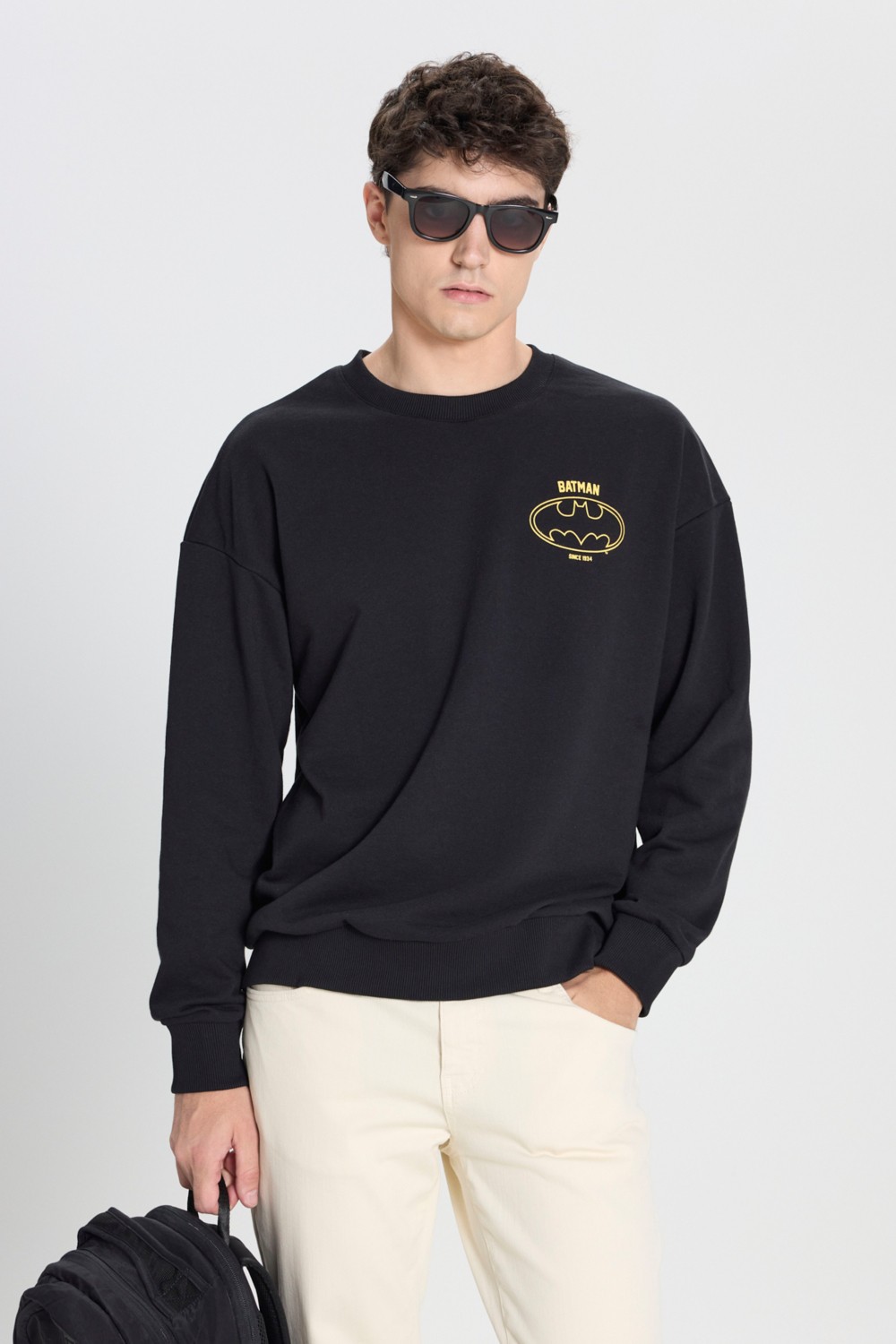 Altınyıldız Classics Erkek Siyah Batman Lisanslı 3 İplik Loose Fit Bol Kesim Pamuklu Bisiklet Yaka Sweatshirt