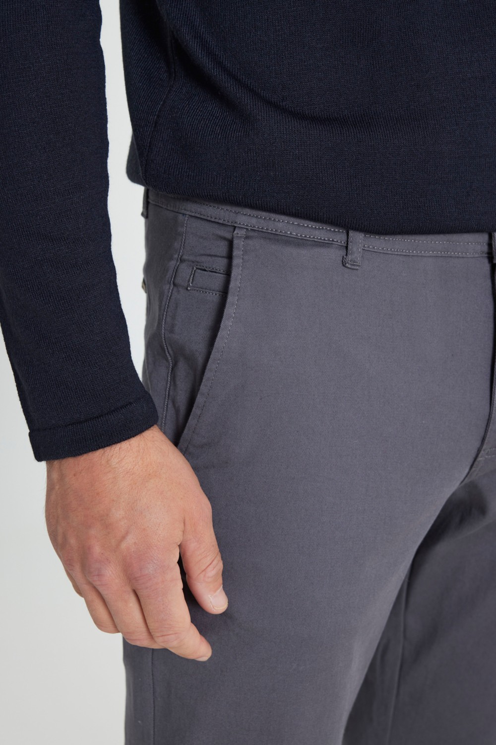Altınyıldız Classics Erkek Siyah Kanvas Diz İzi Yapmayan Slim Fit Dar Kesim Yan Cep Chino Pantolon görsel 4