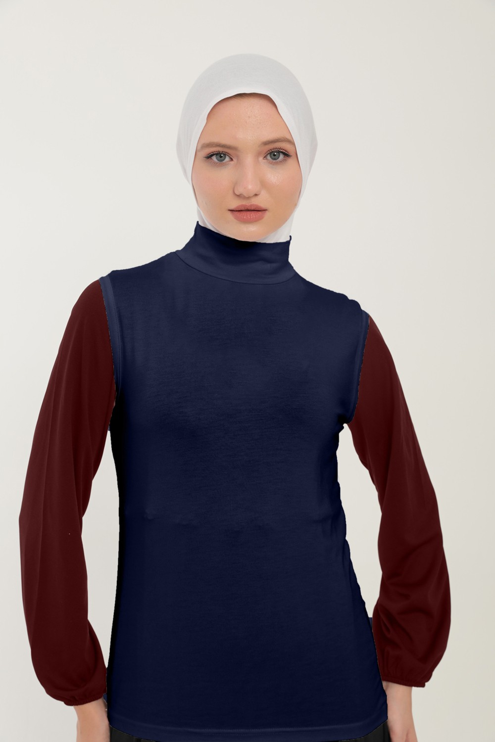 Sonbahar Moda Kadın Sıfır Kollu Yarım Balıkçı Yakalı Penye Likralı Body