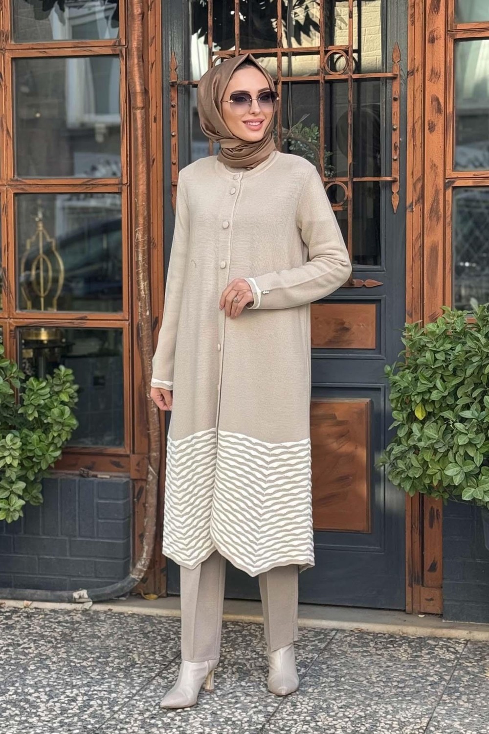 Miss Dalida Etek Ucu Örgü Teknikli Hırka T25K-9023 Siyah