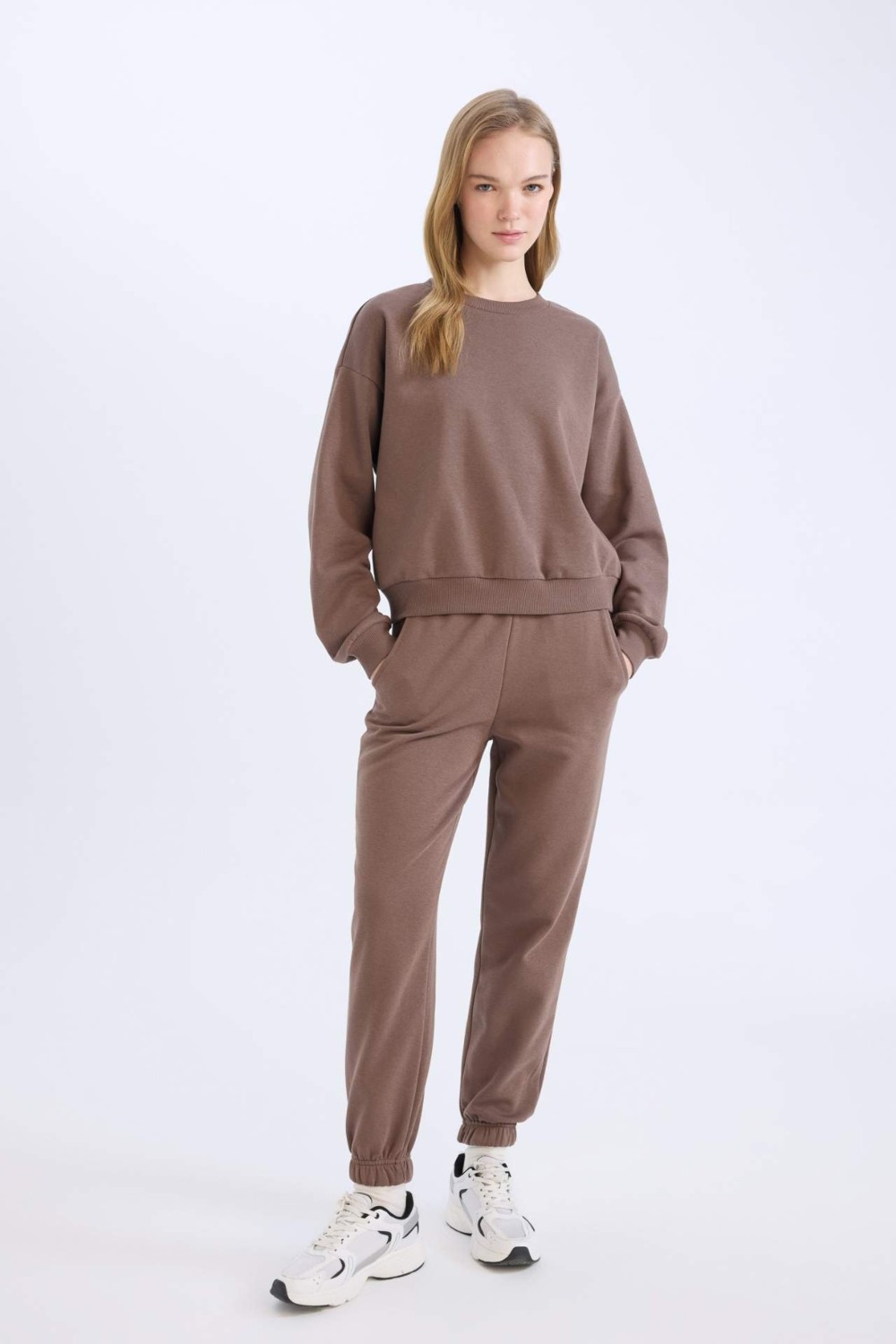 DeFacto Regular Fit 2'li Takım Sweatshirt Beli Lastikli Jogger Eşofman Altı D8022AXNS