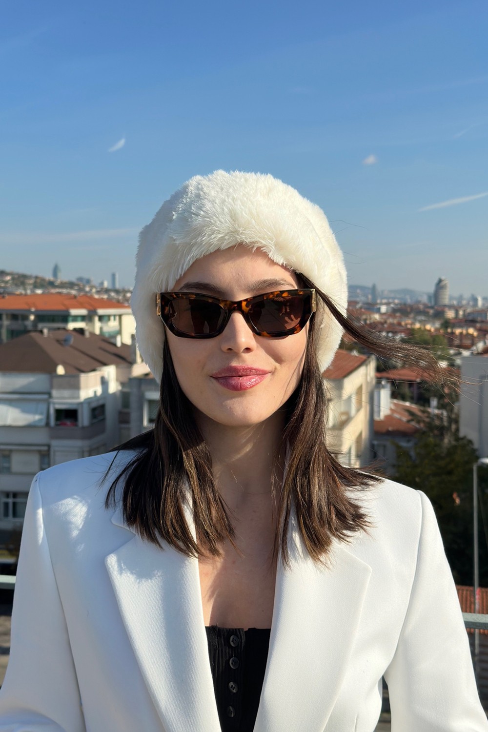 Mollycrush Suni Kürk Kadın Kışlık Bej Peluş Mıknatıslı Yumuşak Luxury Boyunluk