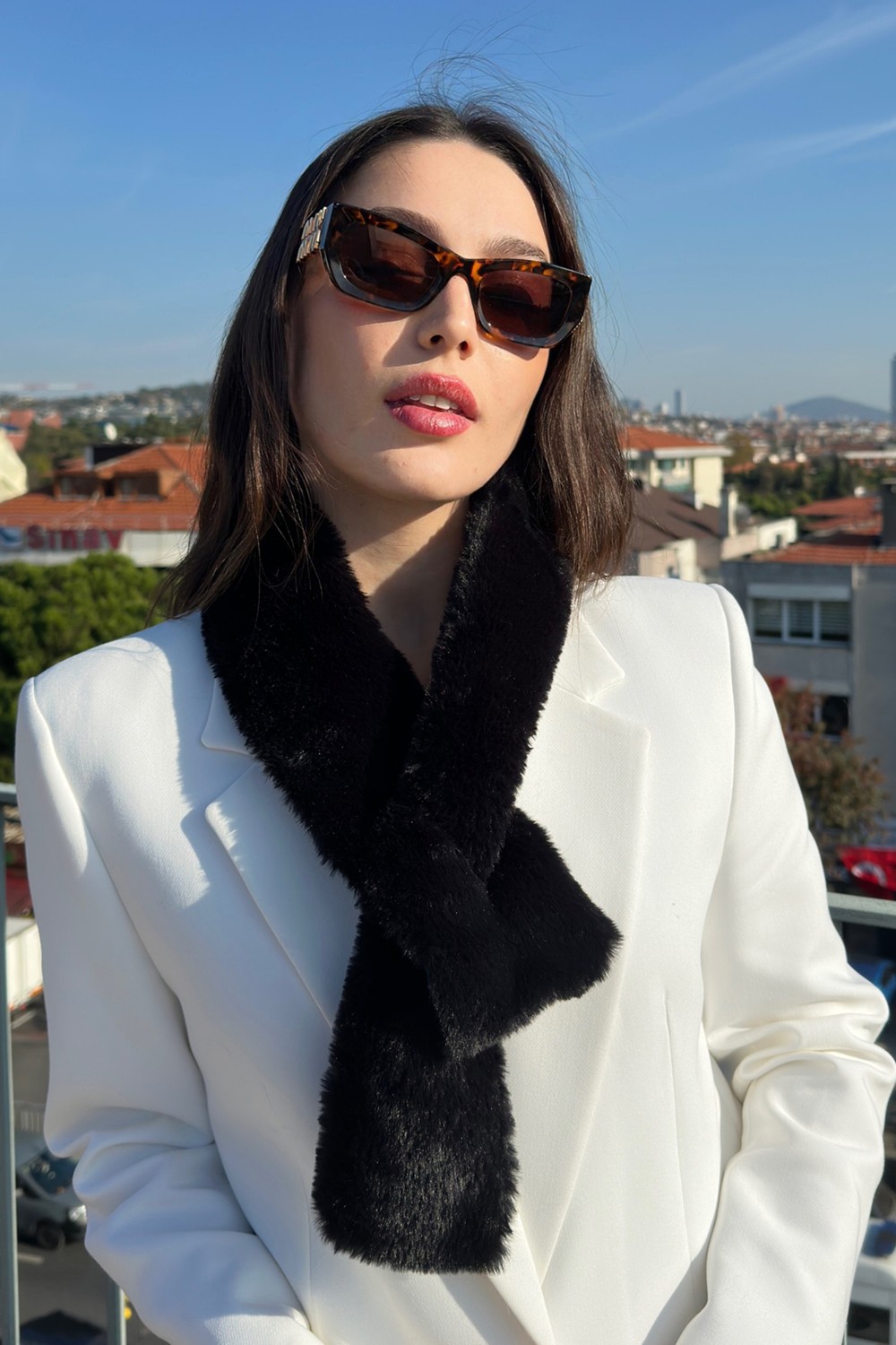 Mollycrush Kadın Kışlık Suni Kürk Kaşkol Peluş Lüks Moda Yumuşak Atkı görsel 2