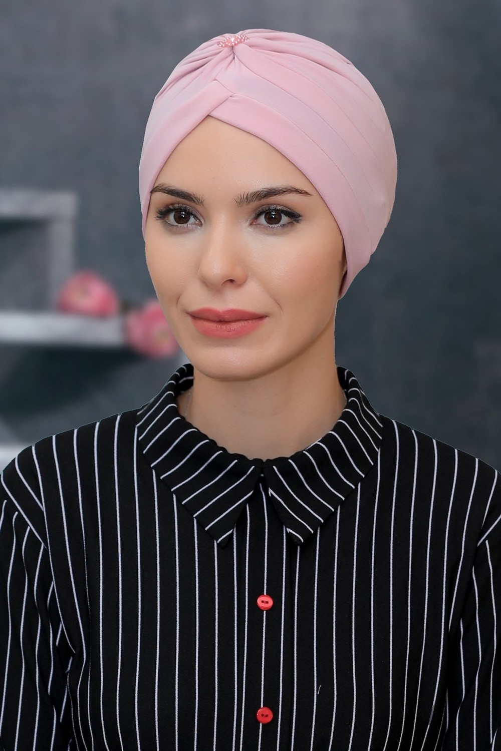 Hürrem Bone Vizon Pratik Hazır Geçmeli Tesettür Bone Sandy Kumaş Taçlı Büzgülü 1208_10 görsel 4