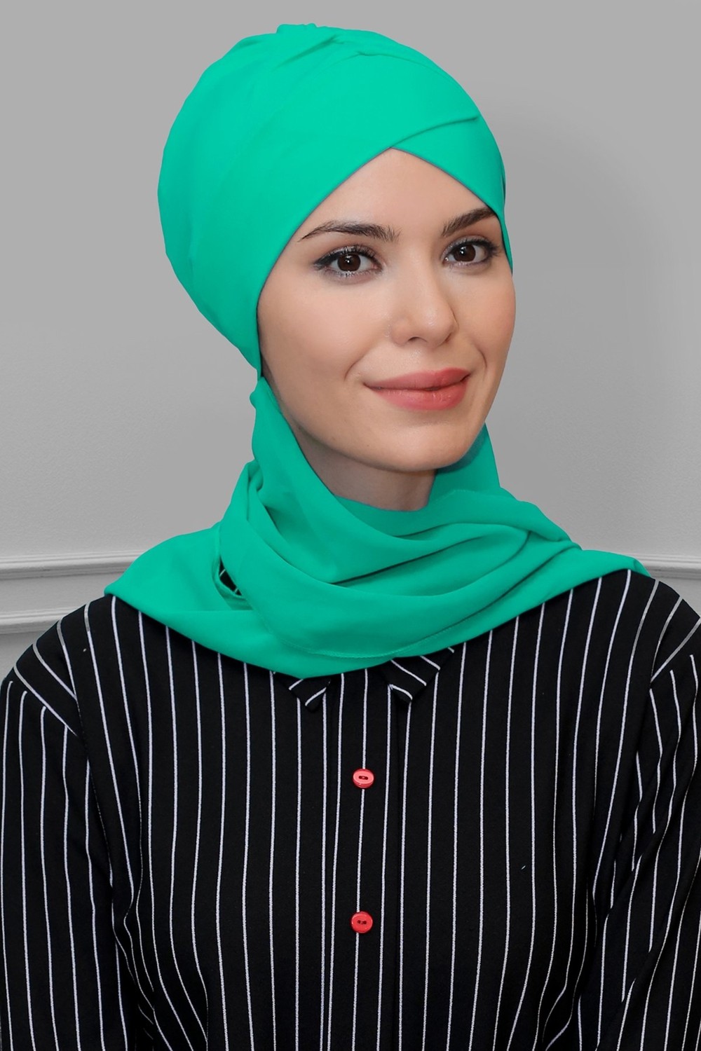 Hürrem Bone Pembe Pratik Hazır Geçmeli Tesettür Bone Sandy Kumaş Çapraz Büzgülü Şifon Atkılı 1801A_04 görsel 4