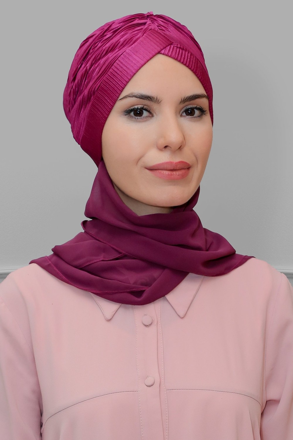 Hürrem Bone Pudra Pratik Hazır Geçmeli Tesettür Bone Fukuro Piliseli Tek Çapraz Büzgülü Şifon Atkılı 1824A_06 görsel 3