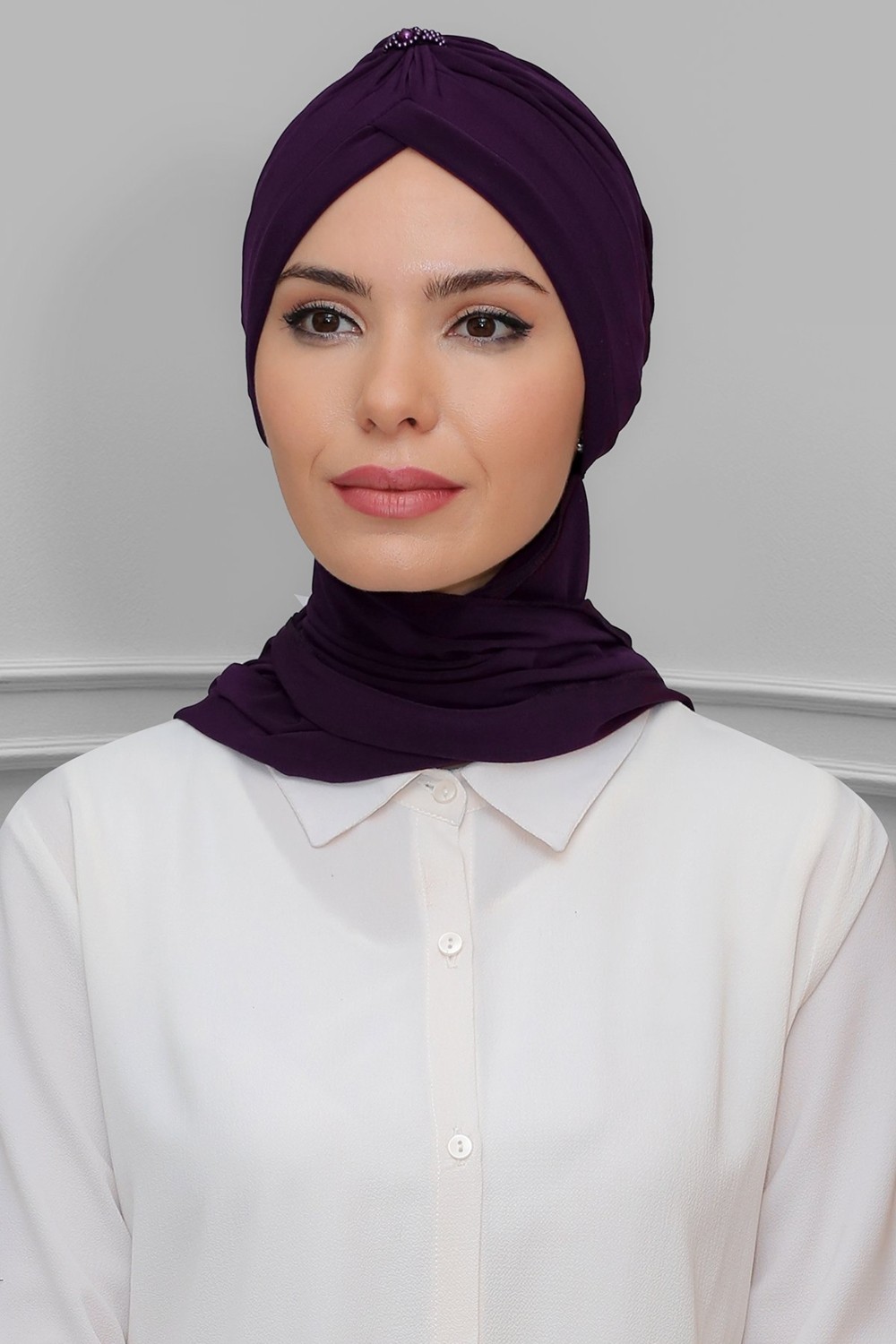 Hürrem Bone Haki Pratik Hazır Geçmeli Tesettür Bone Sandy Kumaş Taçlı Büzgülü Şifon Atkılı 1208A_09 görsel 3