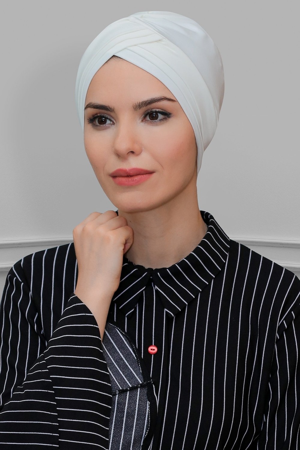 Hürrem Bone Gül Kurusu Pratik Hazır Geçmeli Tesettür Bone Sandy Kumaş Üç Çapraz 1803_18 görsel 5