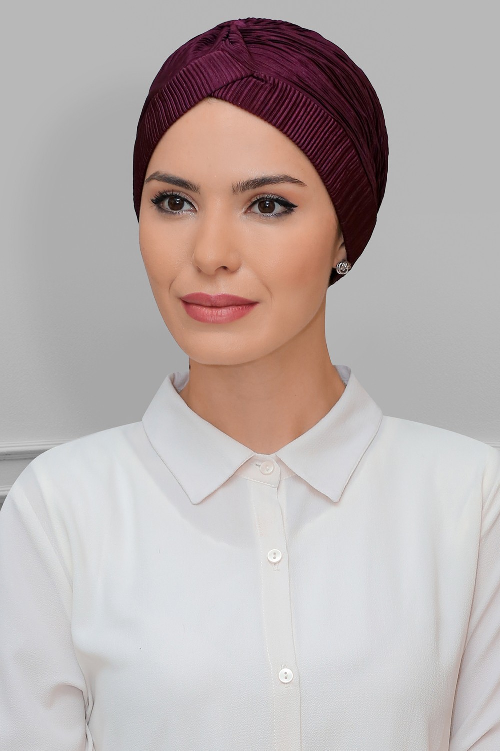 Hürrem Bone Mürdüm Pratik Hazır Geçmeli Tesettür Bone Fukuro Piliseli Tek Çapraz Büzgülü 1824_07 görsel 5