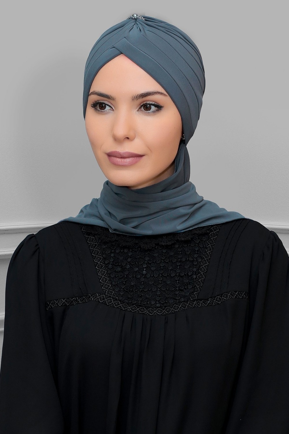 Hürrem Bone Haki Pratik Hazır Geçmeli Tesettür Bone Sandy Kumaş Taçlı Büzgülü Şifon Atkılı 1208A_09 görsel 6