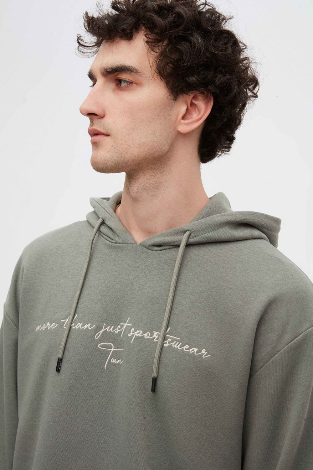 TWN Relaxed Fit Tütün Nakışlı 3 Iplik Kapüşonlu Sweatshirt 3ECE24ORT0493 görsel 7