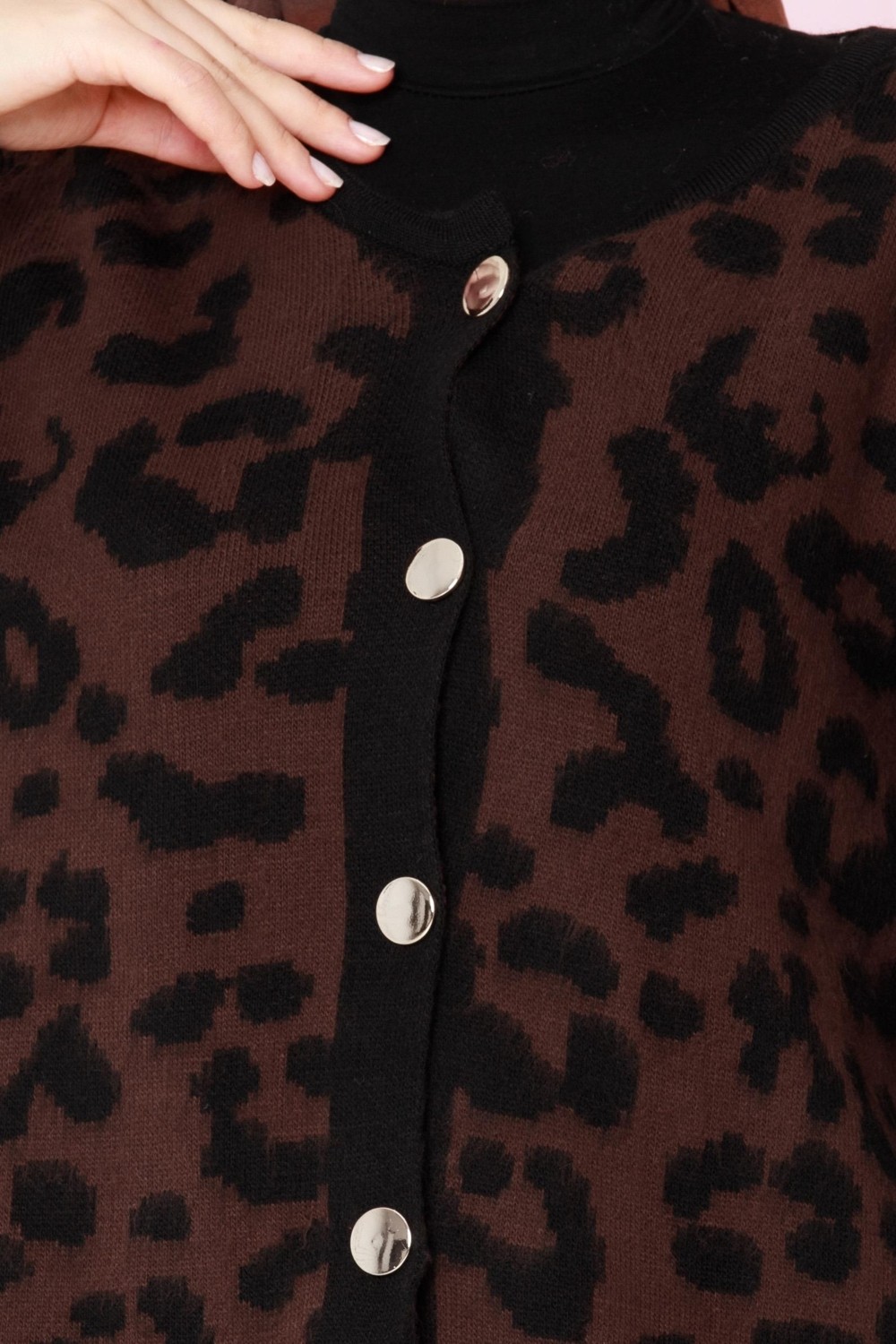 Sevitli Leopar Kısa Hırka -Beyaz görsel 8
