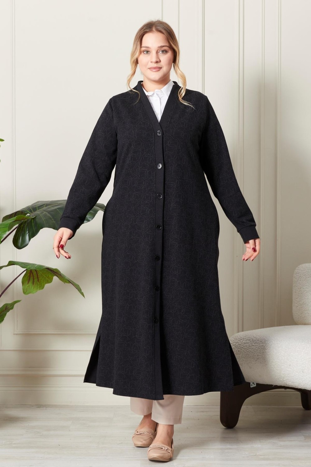 FERACE Kadın Büyük Beden Mevsimlik Yüksek Kalite Çelik Uzun Hırka