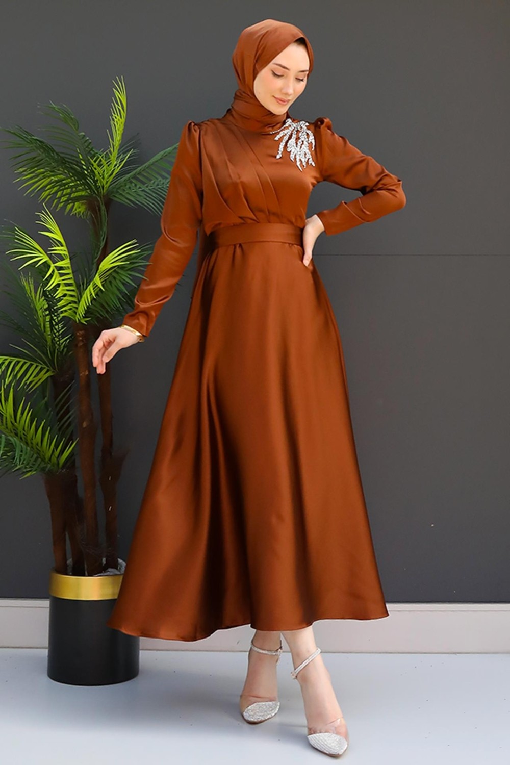 Giza Store Omzu Taşlı Saten Abiye Koyu Indigo görsel 2