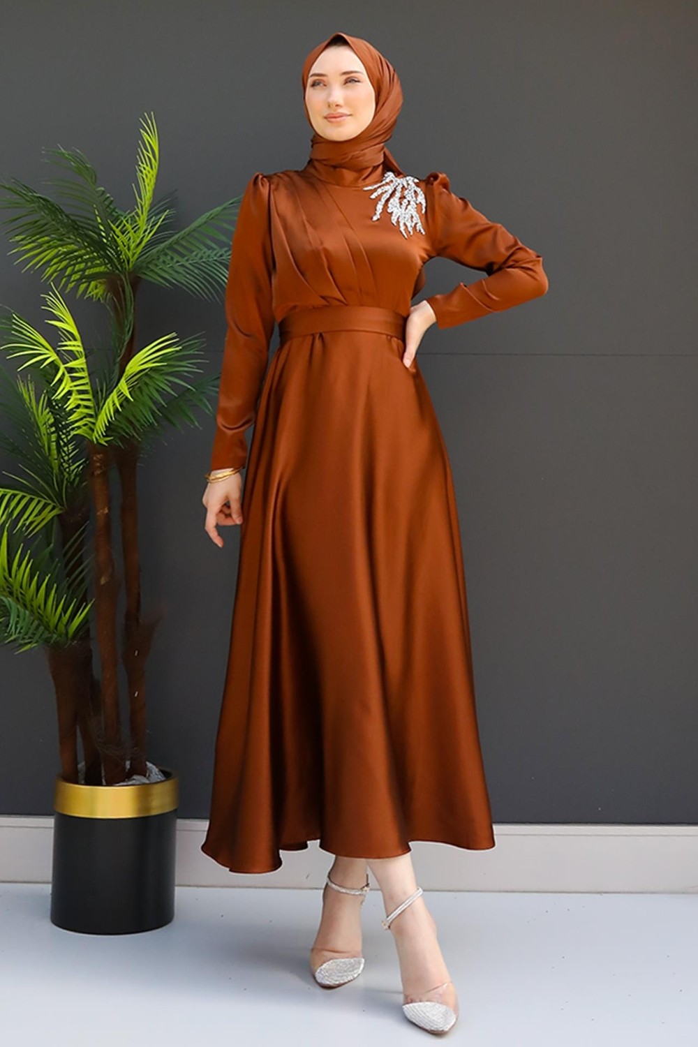 Giza Store Omzu Taşlı Saten Abiye Koyu Indigo görsel 3