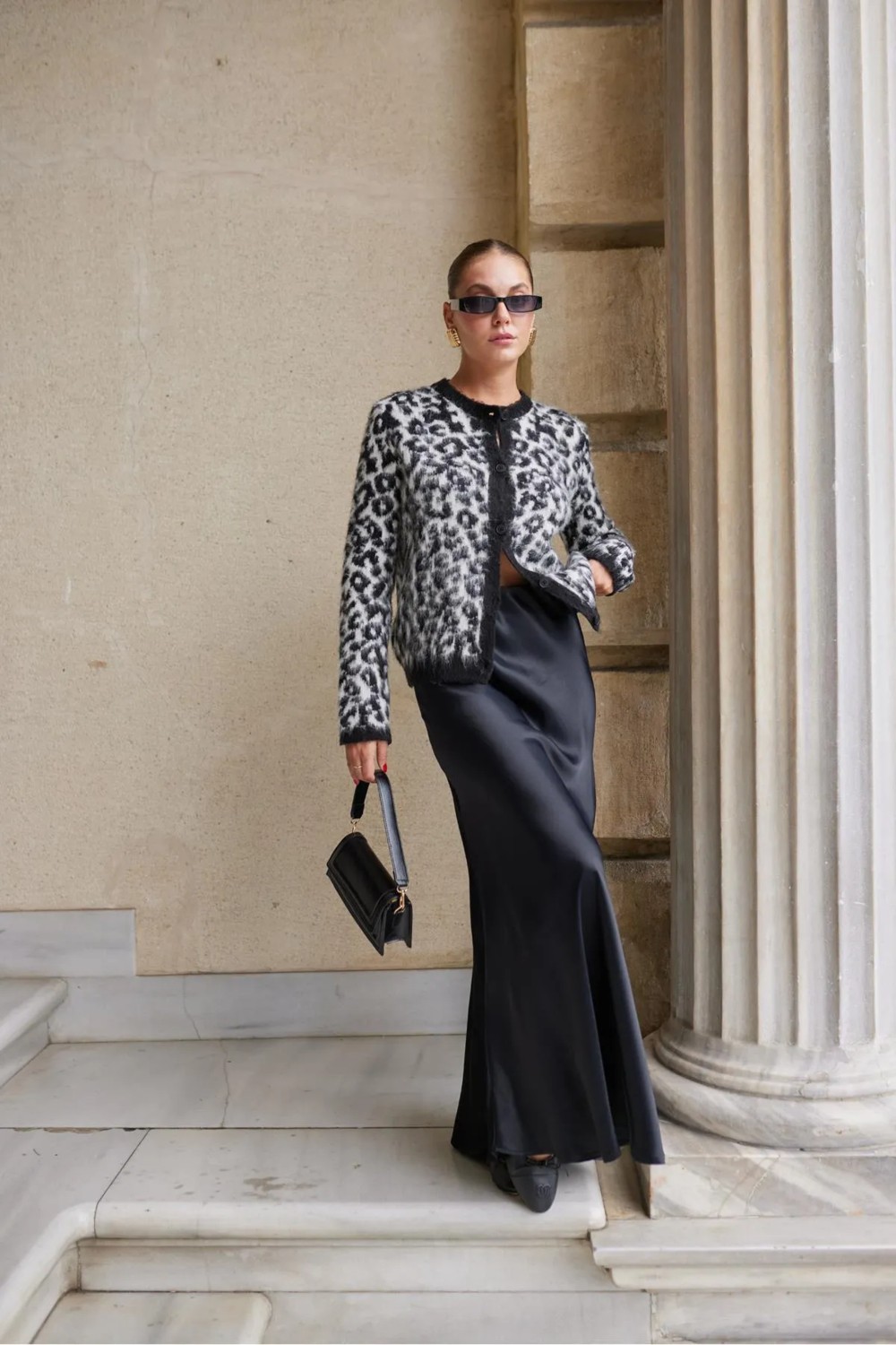 Prive Siyah Leopar Desenli Hırka görsel 2